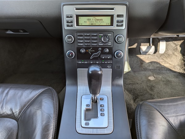 Used Volvo XC70 2008 for sale - 73989808: Photo 15