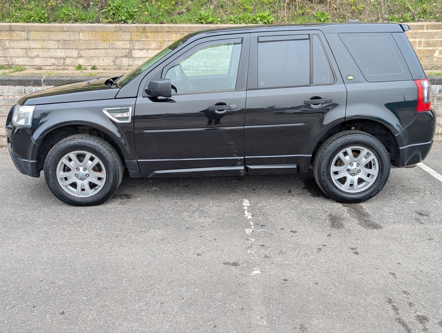 Used Land Rover Freelander 2009 for sale - 77946050: Photo 2