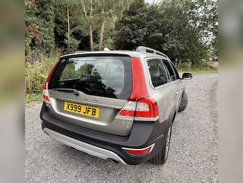 Used Volvo XC70 2013 for sale - 79600268: Photo