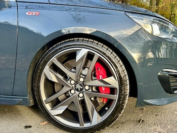 Used Peugeot 308 2017 for sale - 77073137: Photo