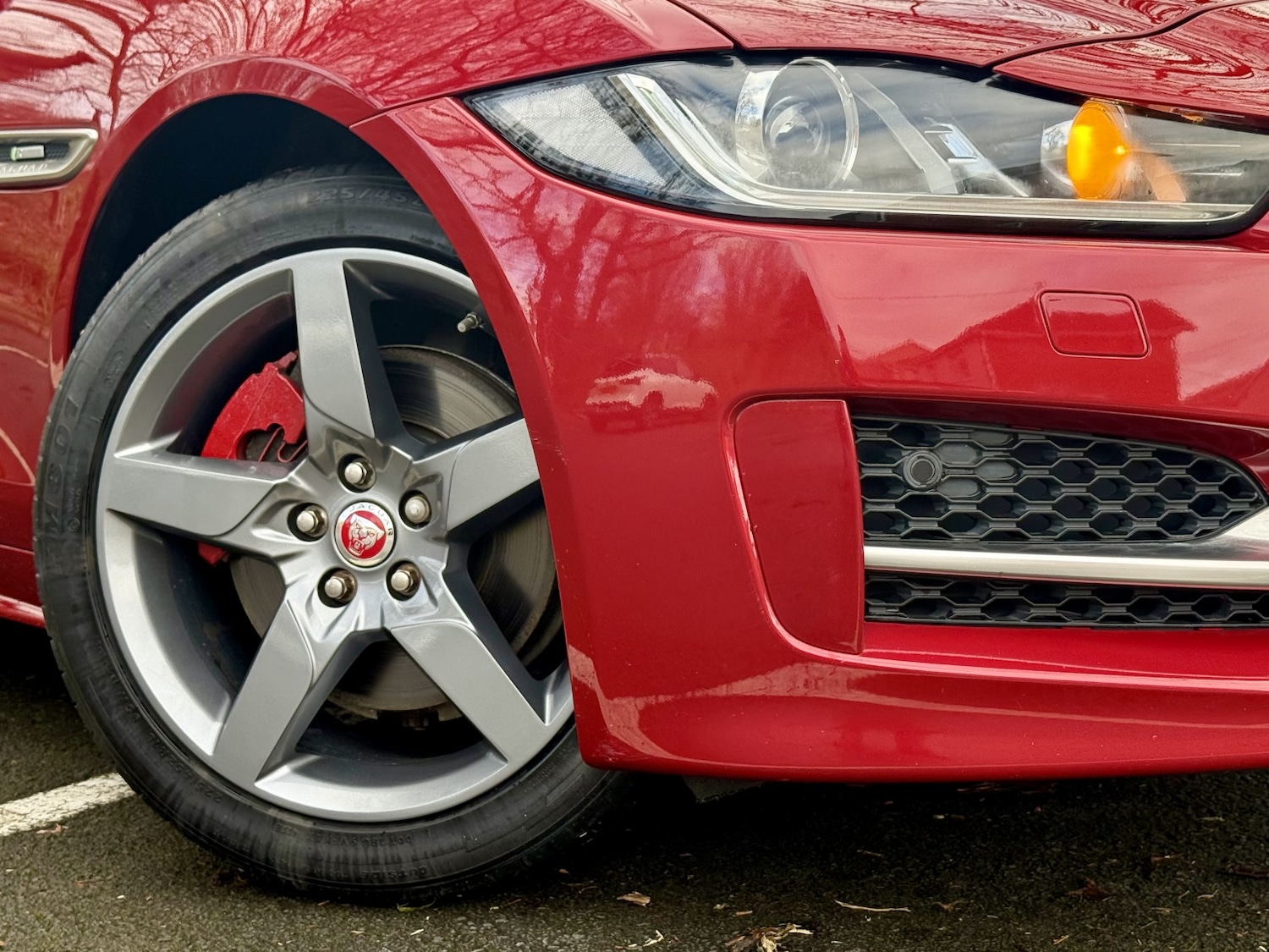 Used Jaguar XE 2016 for sale - 78213584: Photo 4