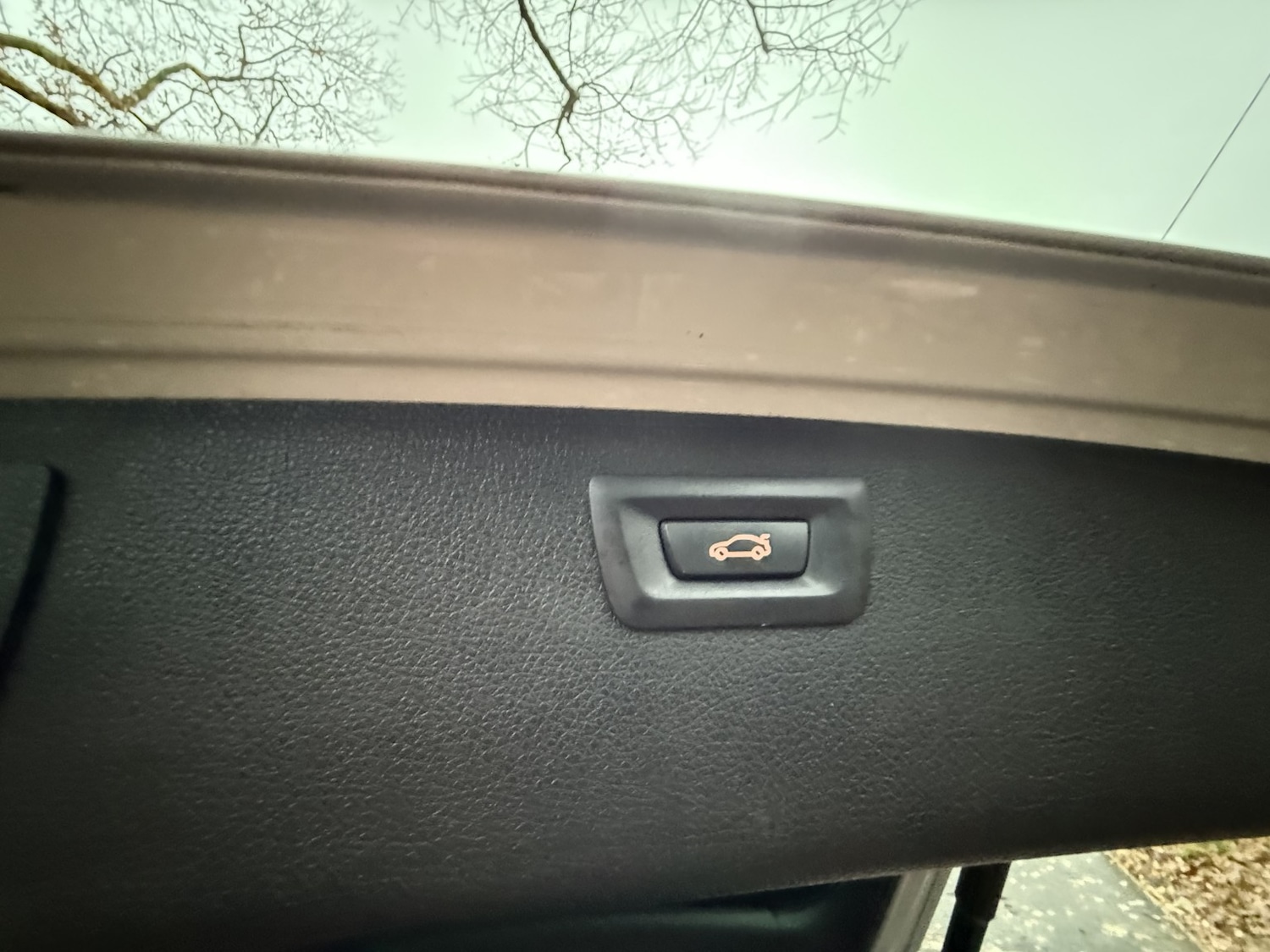 Used BMW 3 Series 2016 for sale - 77073142: Photo 24