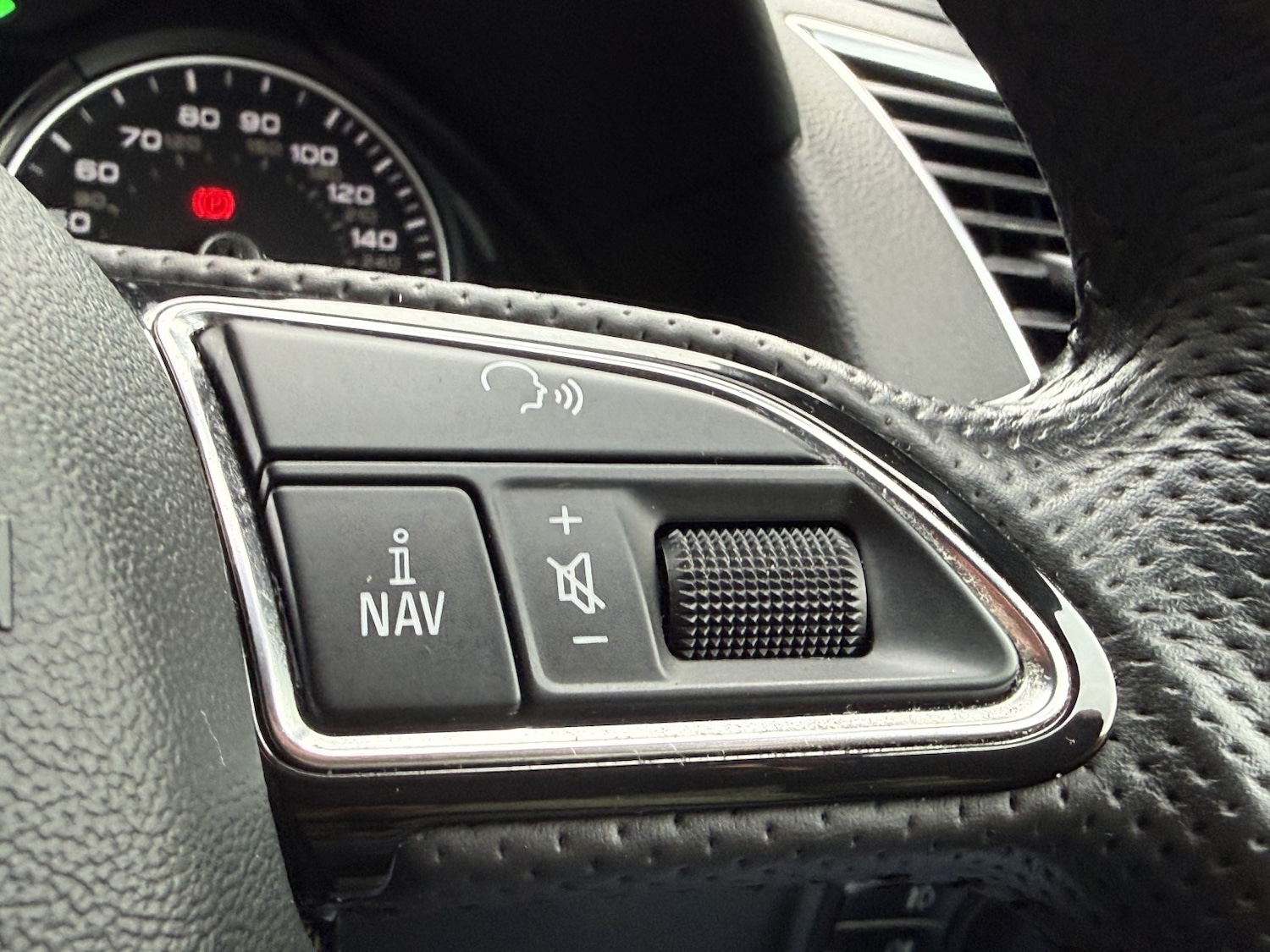 Used Audi Q5 2013 for sale - 77073101: Photo 48