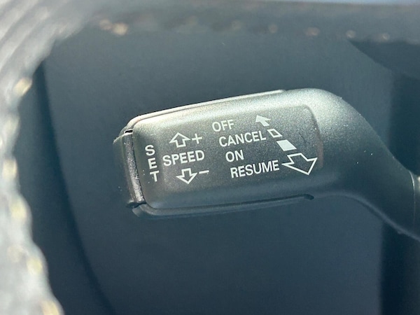 Used Audi TT 2011 for sale - 74808193: Photo 43