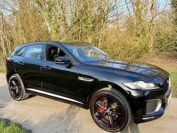 Used Jaguar F-Pace 2016 for sale - 77675677: Photo