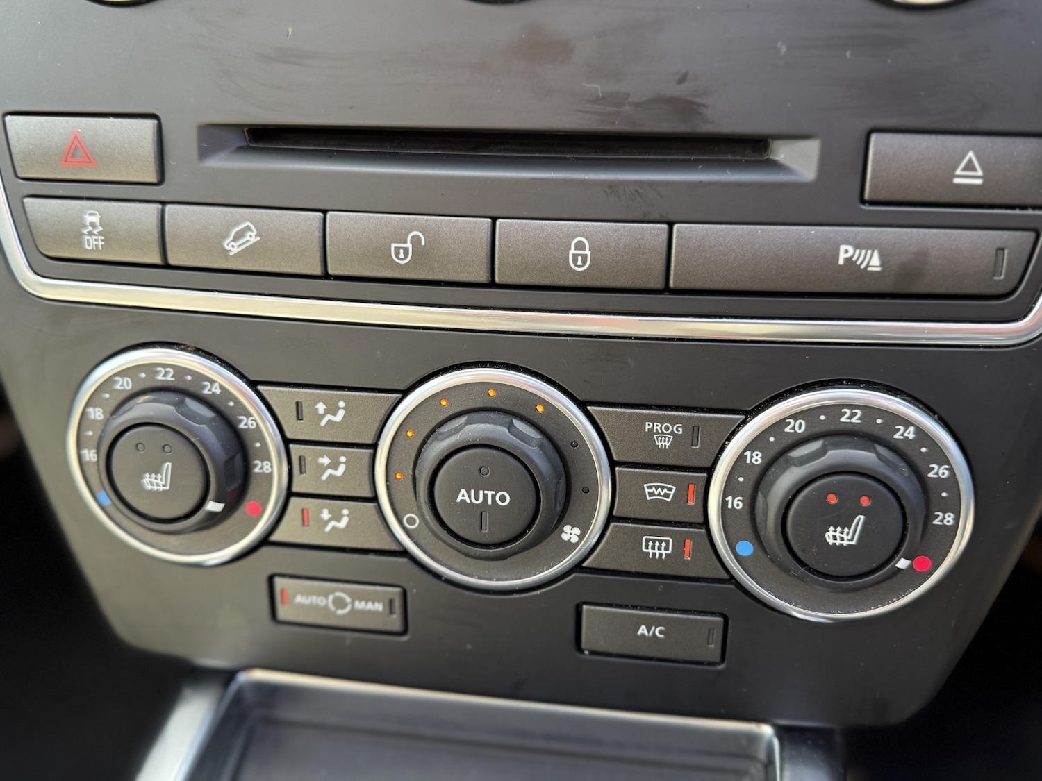 Used Land Rover Freelander 2012 for sale - 78045477: Photo 59