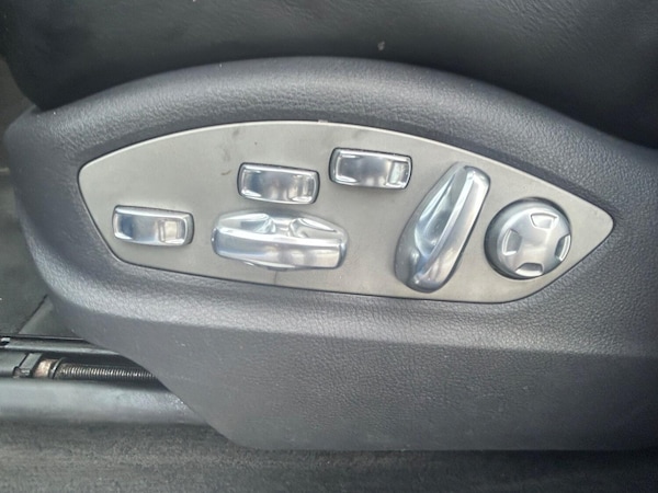 Used Porsche Macan 2014 for sale - 72877596: Photo 48