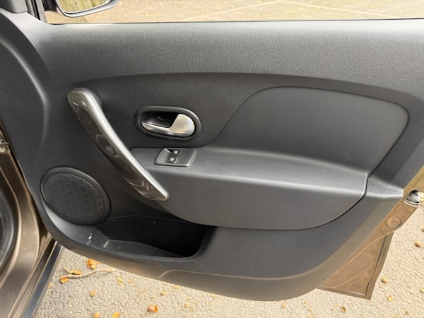 Used Dacia Sandero Stepway 2018 for sale - 76164522: Photo 16