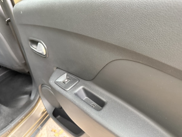 Used Dacia Sandero Stepway 2018 for sale - 76164522: Photo 19
