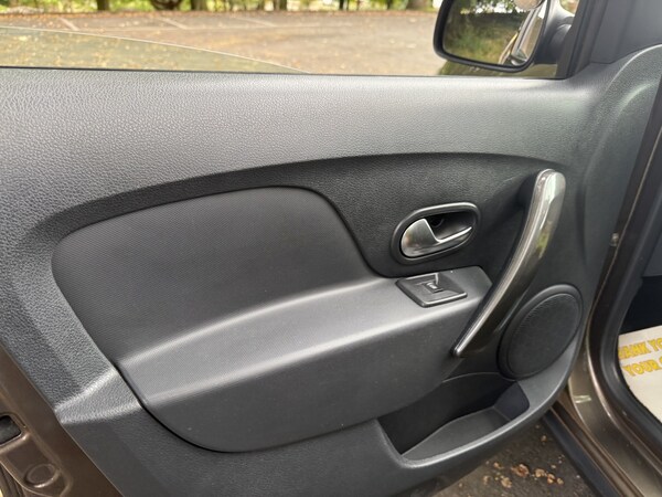 Used Dacia Sandero Stepway 2018 for sale - 76164522: Photo 22