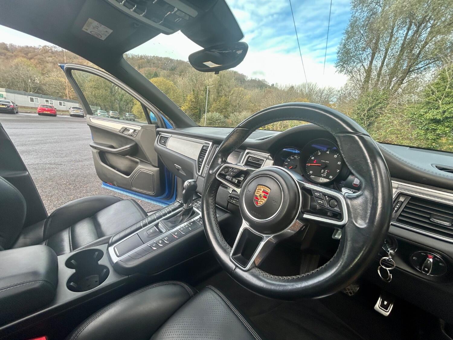 Used Porsche Macan 2014 for sale - 78213645: Photo 52