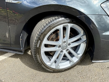 Used Volkswagen Golf 2016 for sale - 78053344: Photo