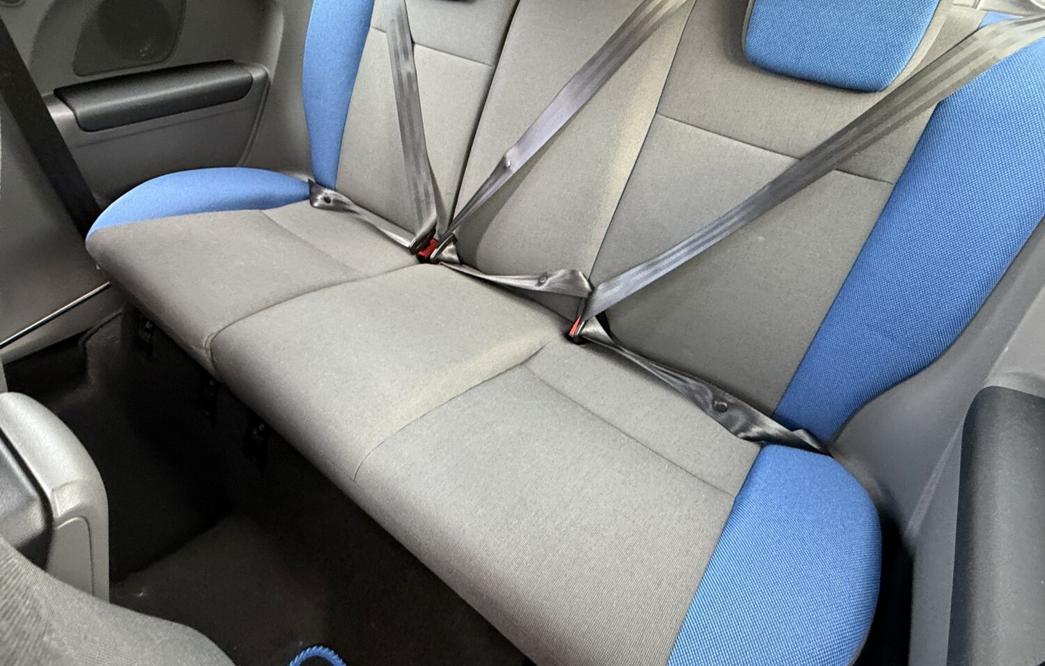 Used Ford Focus 2010 for sale - 78213573: Photo 24