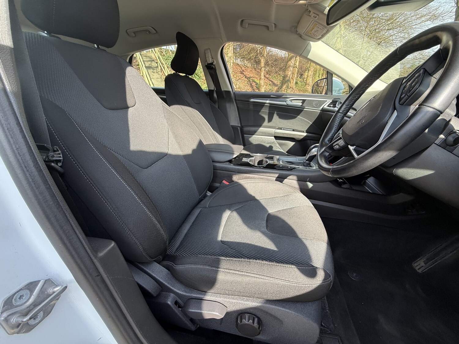 Used Ford Mondeo 2015 for sale - 78213472: Photo 22