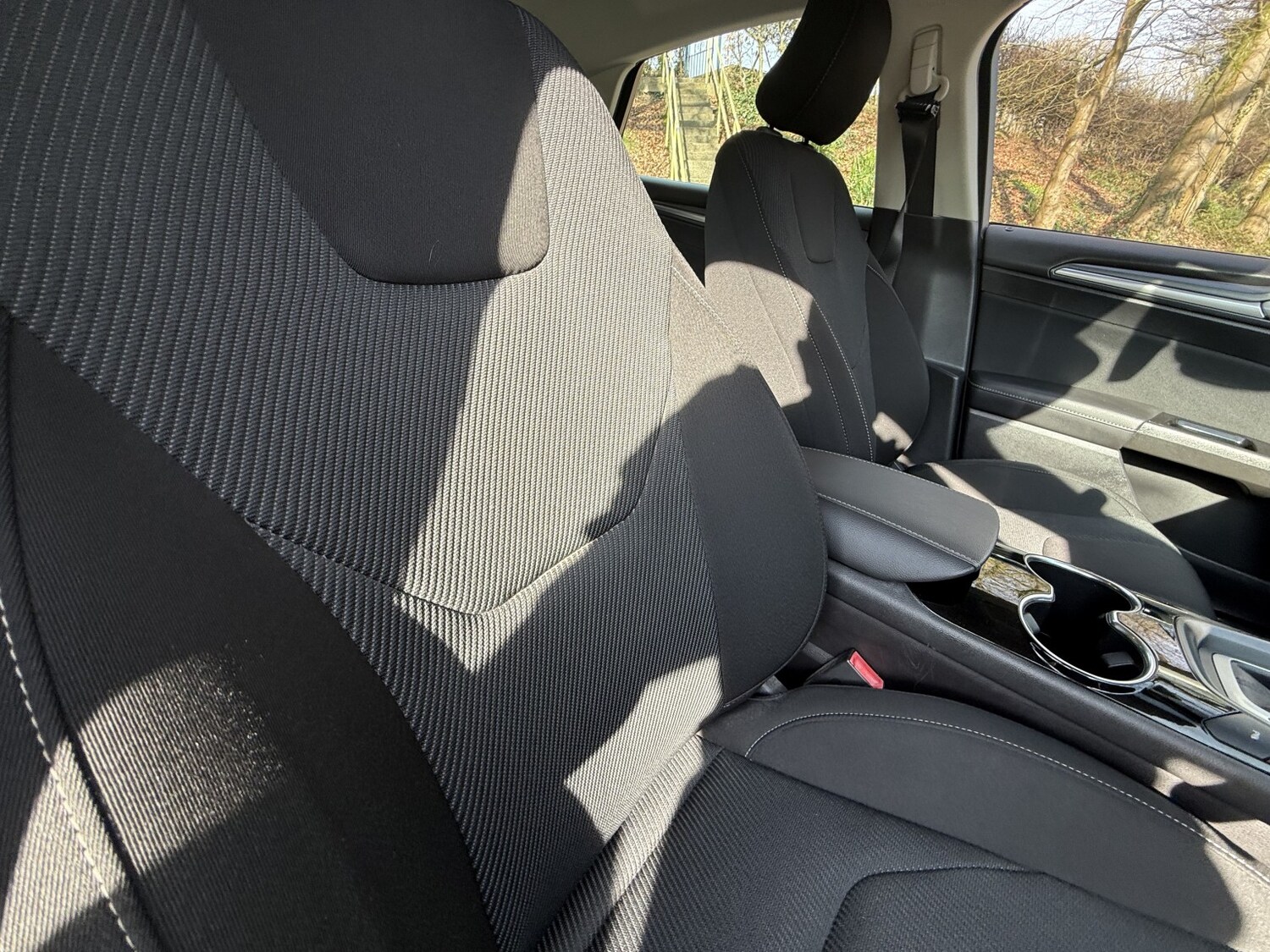 Used Ford Mondeo 2015 for sale - 78213472: Photo 24