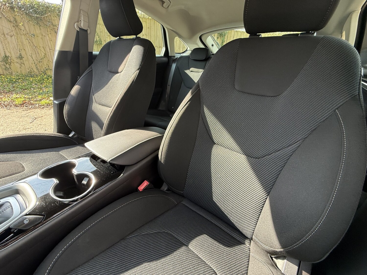 Used Ford Mondeo 2015 for sale - 78213472: Photo 25