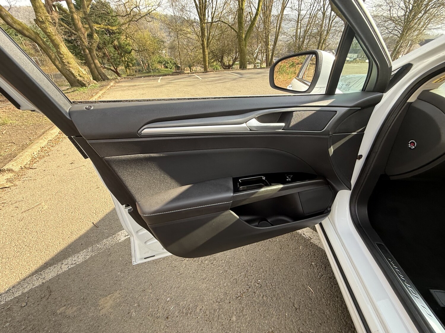 Used Ford Mondeo 2015 for sale - 78213472: Photo 28