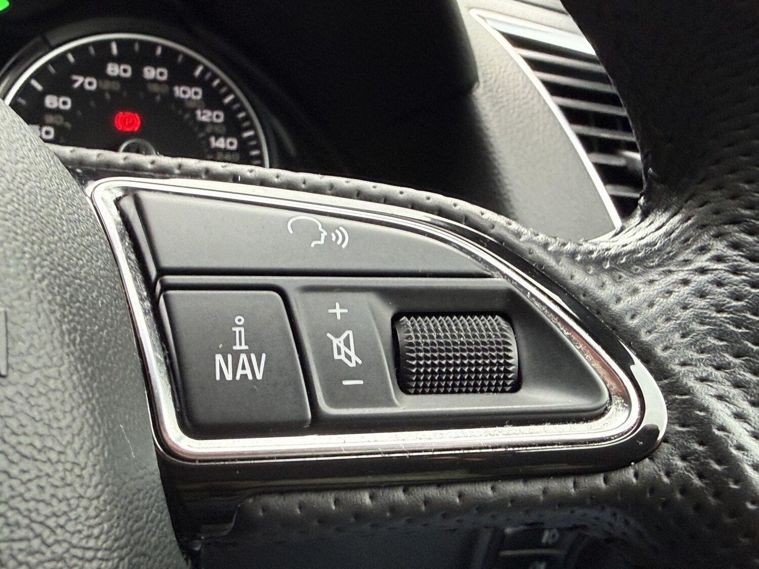 Used Audi Q5 2013 for sale - 78213641: Photo 48