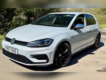 Used Volkswagen Golf 2017 for sale - 78213623: Photo