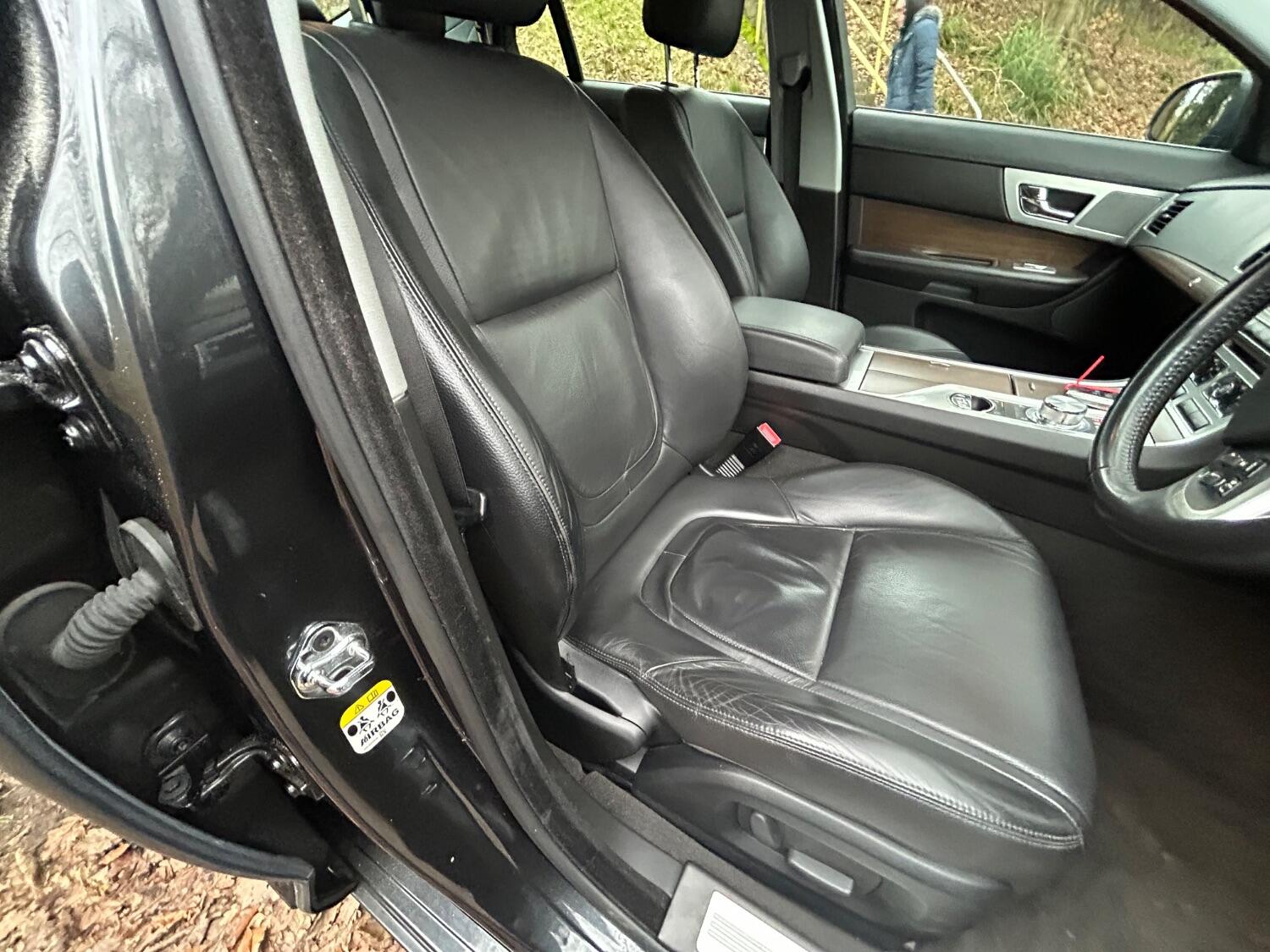 Used Jaguar XF 2013 for sale - 77453391: Photo 31