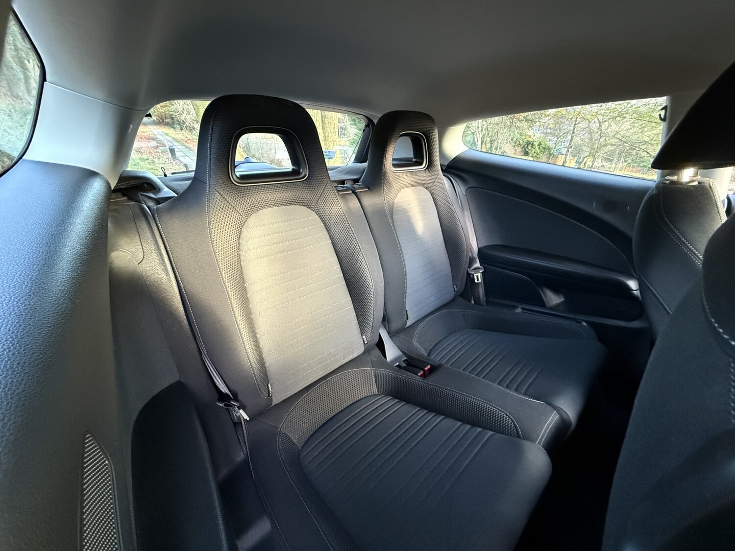 Used Volkswagen Scirocco 2012 for sale - 78213598: Photo 23