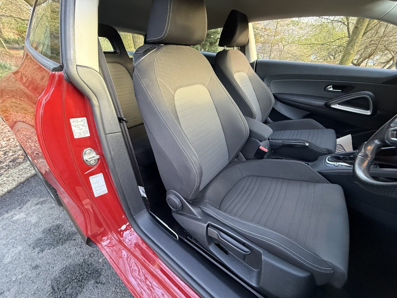 Used Volkswagen Scirocco 2012 for sale - 78213598: Photo 27