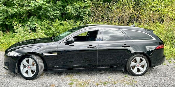 Used Jaguar XF 2019 for sale - 74676870: Photo 4