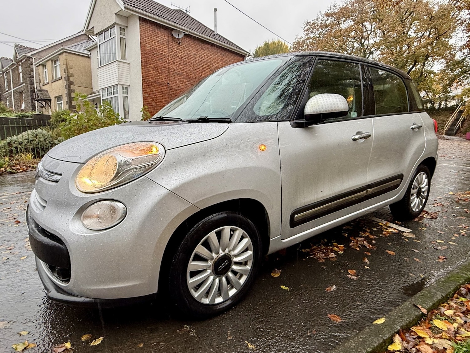 Used Fiat 500L 2014 for sale - 76547940: Photo 11