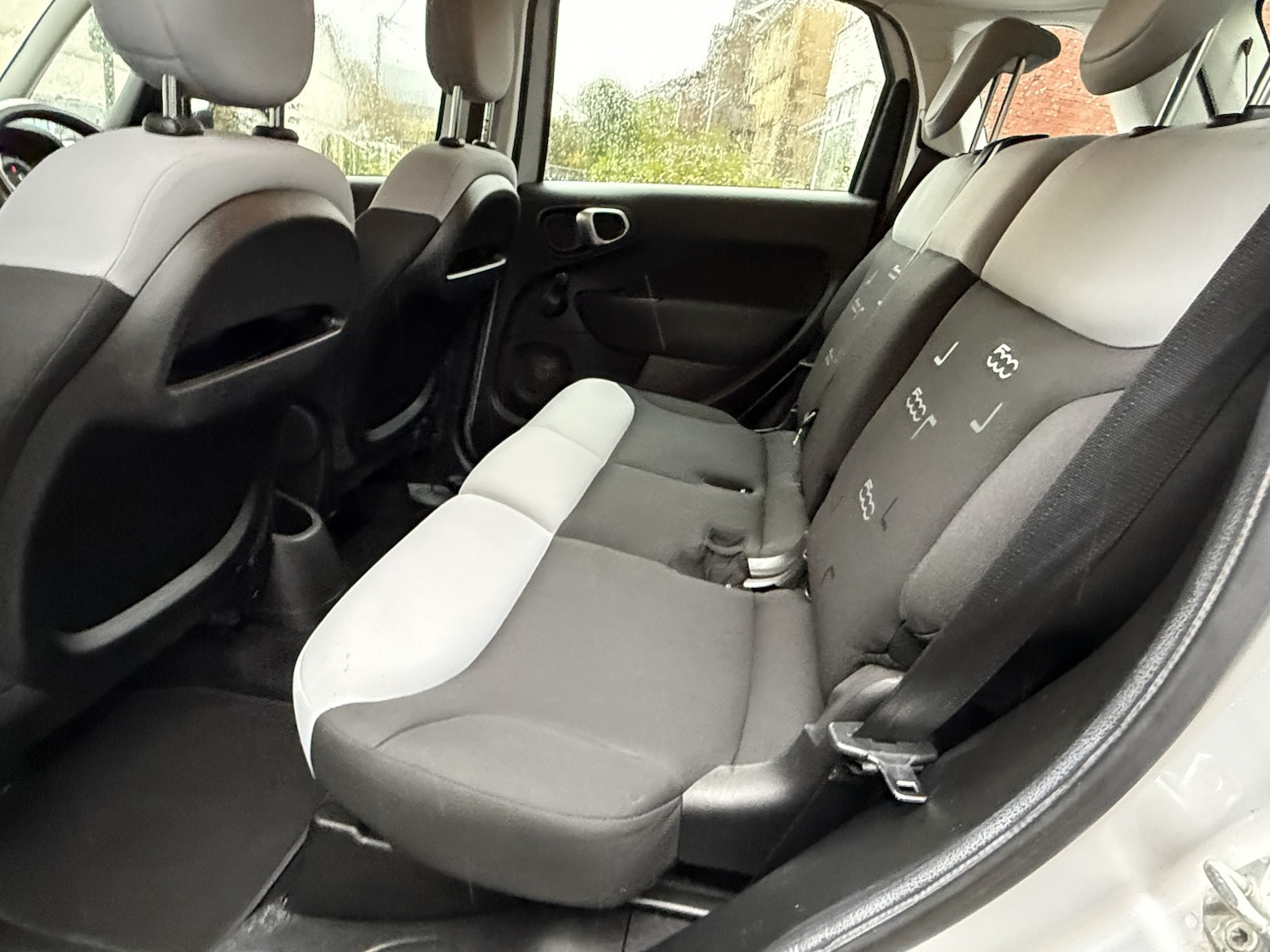 Used Fiat 500L 2014 for sale - 76547940: Photo 19