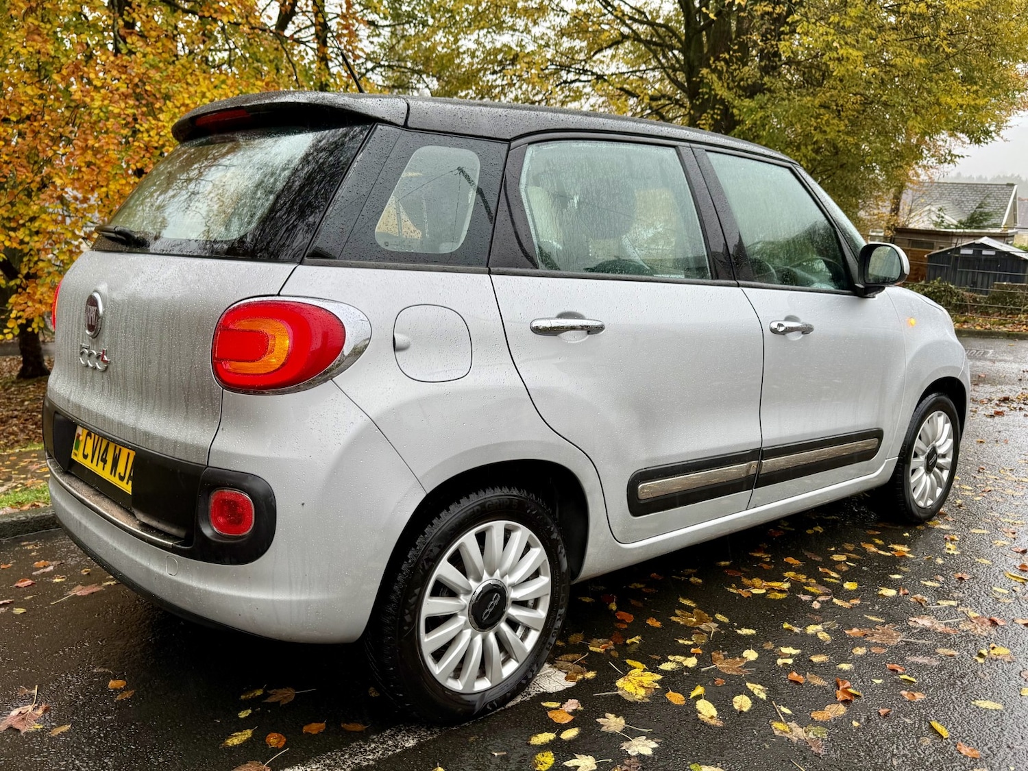 Used Fiat 500L 2014 for sale - 76547940: Photo 3