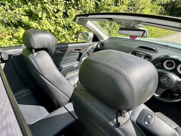 Used Mercedes-Benz SL 2011 for sale - 76093760: Photo 13