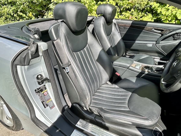 Used Mercedes-Benz SL 2011 for sale - 76093760: Photo 14