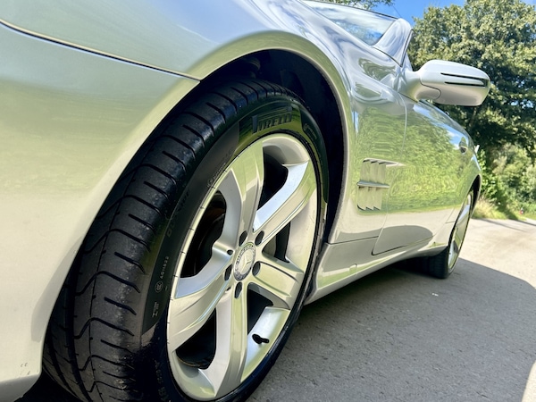 Used Mercedes-Benz SL 2011 for sale - 76093760: Photo 21