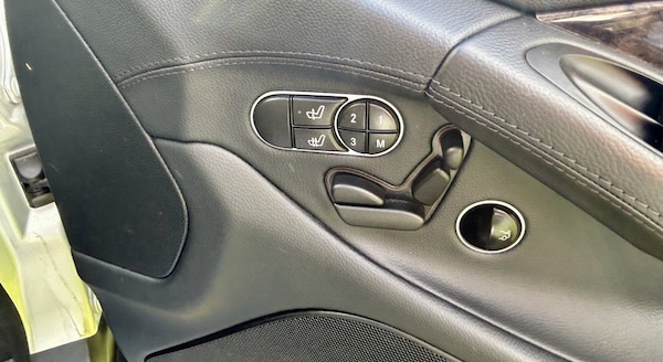 Used Mercedes-Benz SL 2011 for sale - 76093760: Photo 30