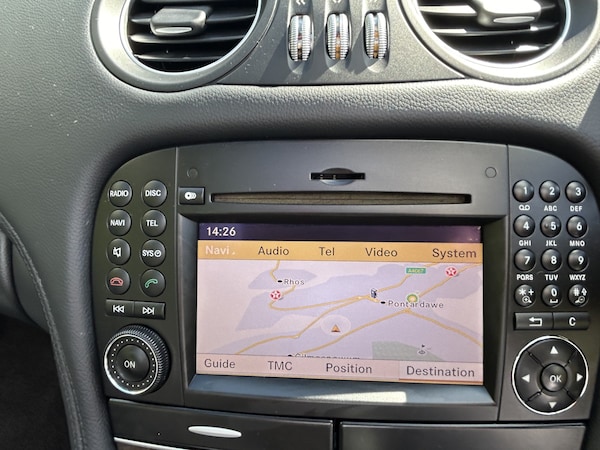 Used Mercedes-Benz SL 2011 for sale - 76093760: Photo 31