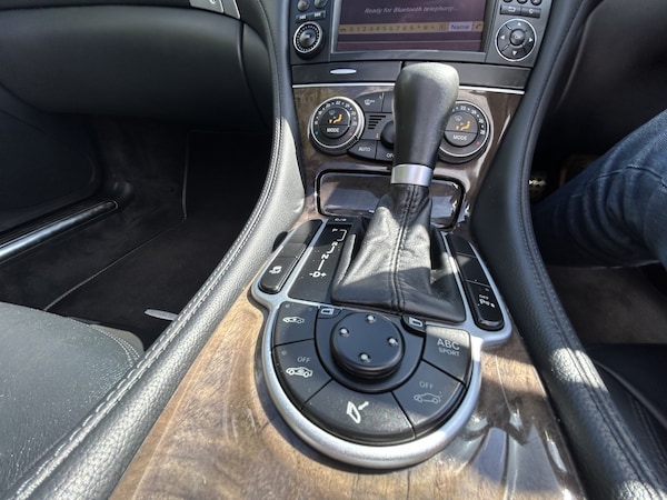 Used Mercedes-Benz SL 2011 for sale - 76093760: Photo 34