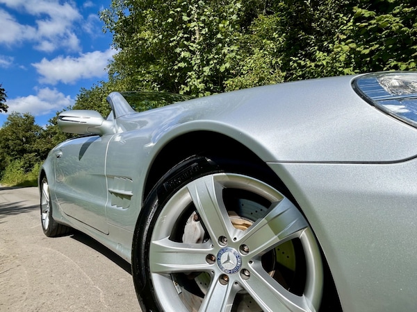 Used Mercedes-Benz SL 2011 for sale - 76093760: Photo 8