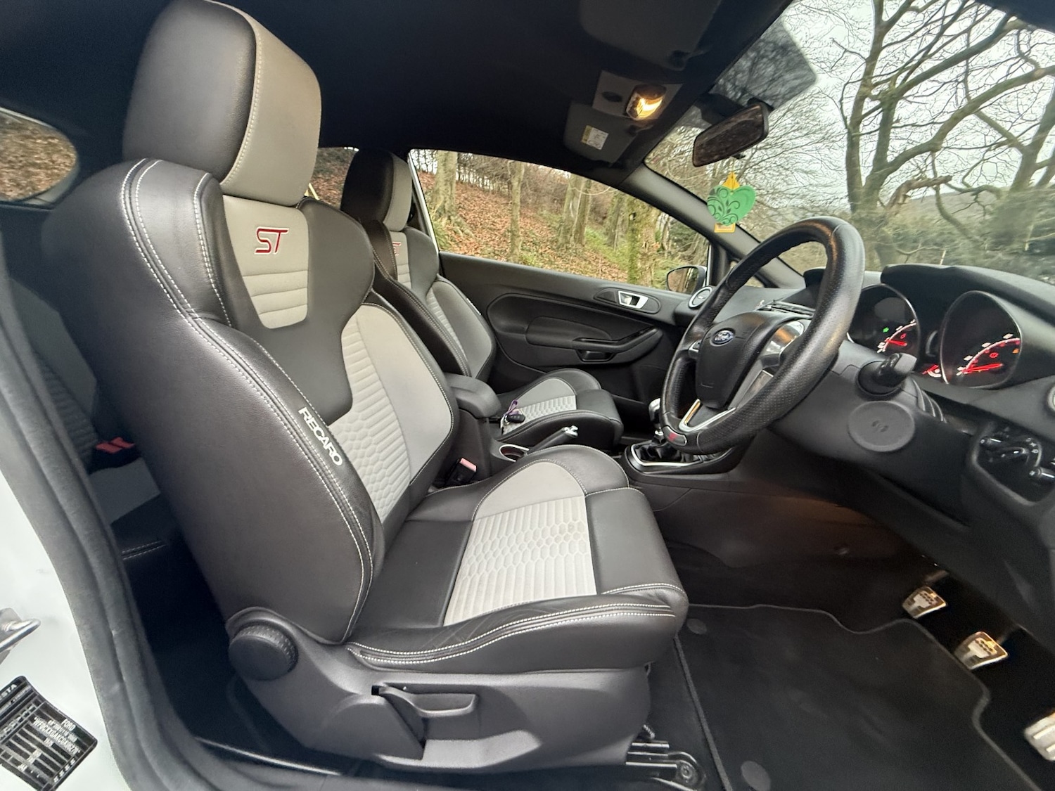 Used Ford Fiesta 2016 for sale - 77073109: Photo 25