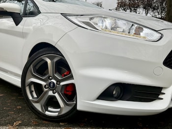 Used Ford Fiesta 2016 for sale - 77073109: Photo