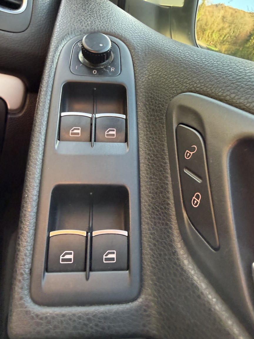 Used Volkswagen Golf 2014 for sale - 76656220: Photo 38