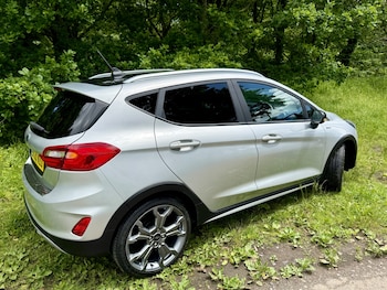 Used Ford Fiesta 2020 for sale - 78750618: Photo