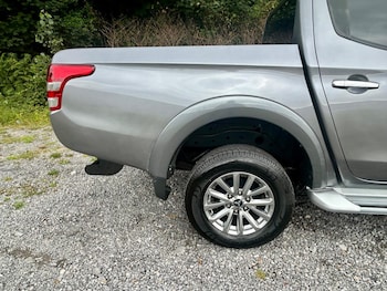 Used Mitsubishi L200 2018 for sale - 76794132: Photo