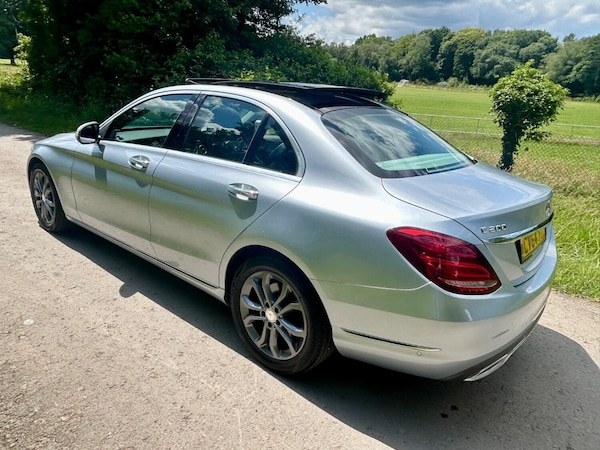 Used Mercedes-Benz C Class 2014 for sale - 75074195: Photo 11