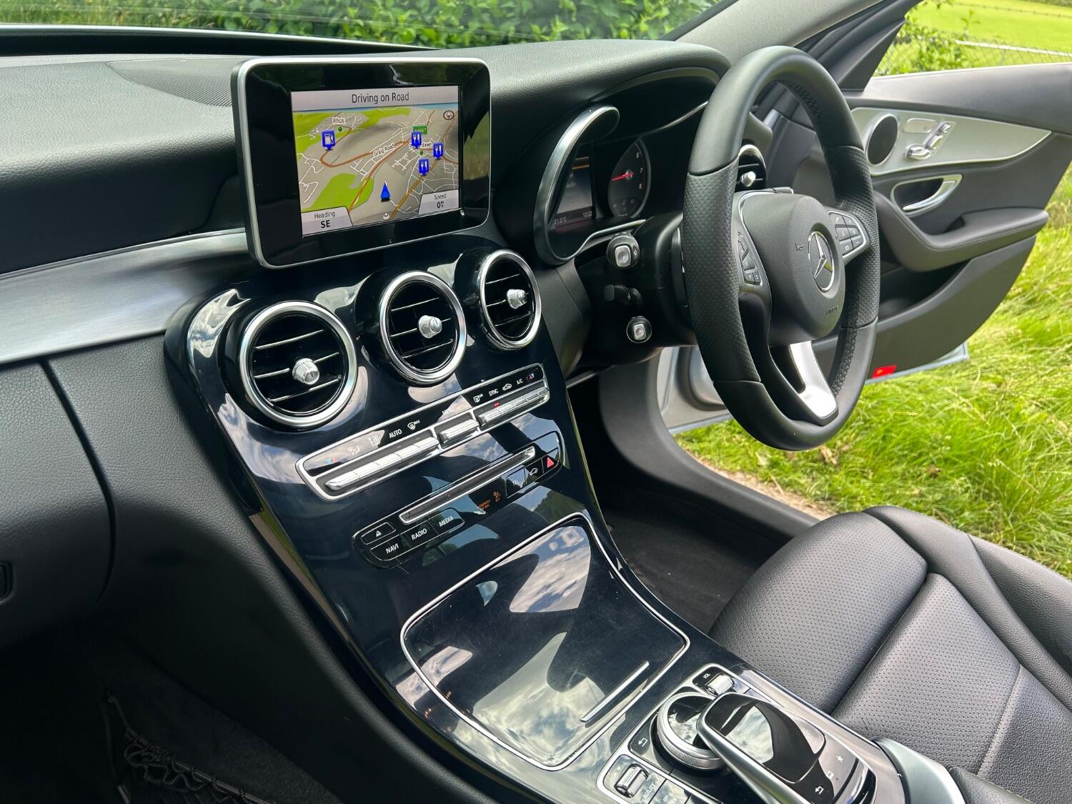 Used Mercedes-Benz C Class 2014 for sale - 77073056: Photo 35