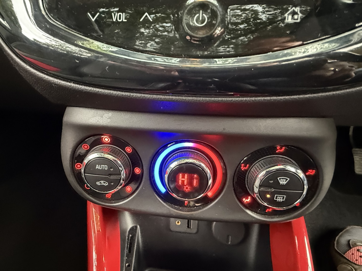 Used Vauxhall ADAM 2014 for sale - 76286970: Photo 29