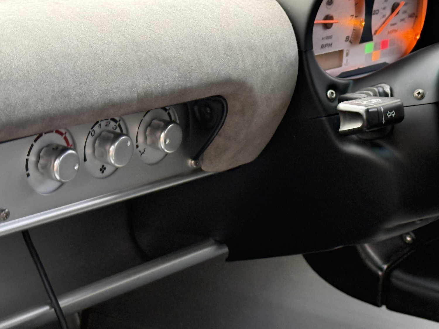 Used Lotus Elise 2004 for sale - 77073133: Photo 51