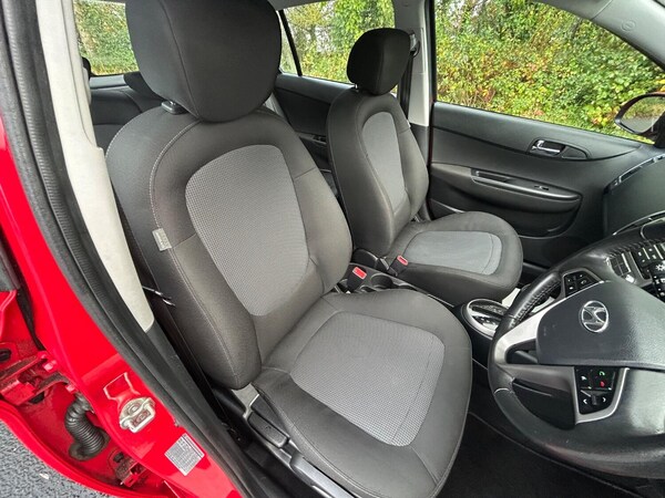 Used Hyundai i20 2014 for sale - 75373833: Photo 33