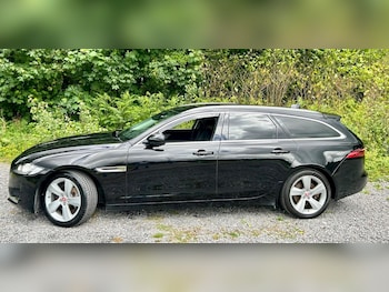 Used Jaguar XF 2019 for sale - 76565234: Photo