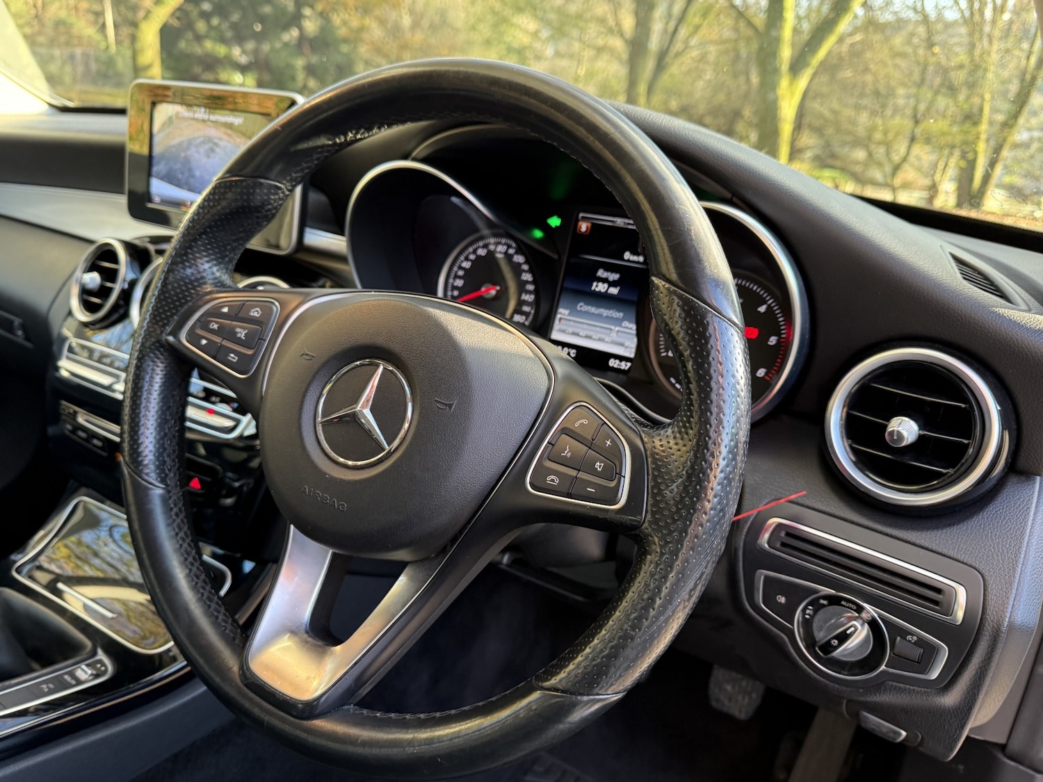 Used Mercedes-Benz C Class 2014 for sale - 76794126: Photo 25