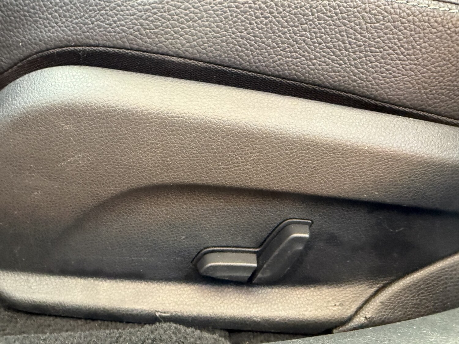 Used Mercedes-Benz C Class 2014 for sale - 76794126: Photo 31